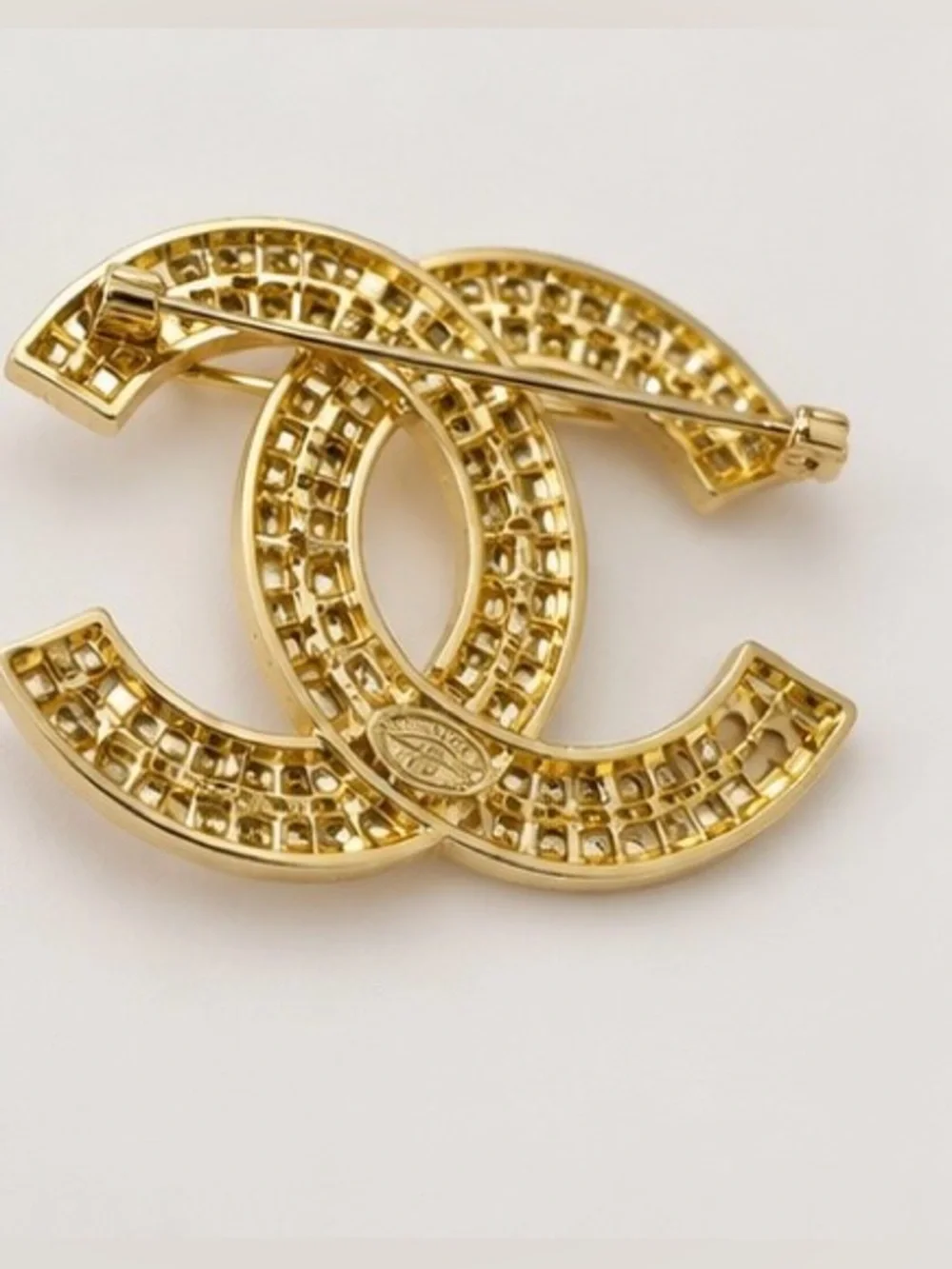 Gold Tone Rhinestone Statement Brooch – Sparkling Elegant Fashion Pin